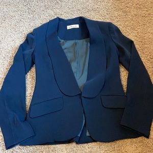 Kittenish by Jessie James Decker blue blazer